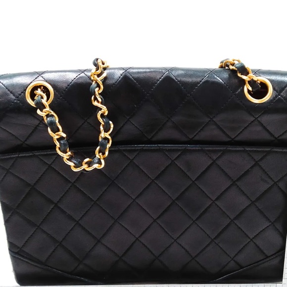 CHANEL CC Single Flap Quilted Lambskin Leather  Bag - Picture 6 of 15